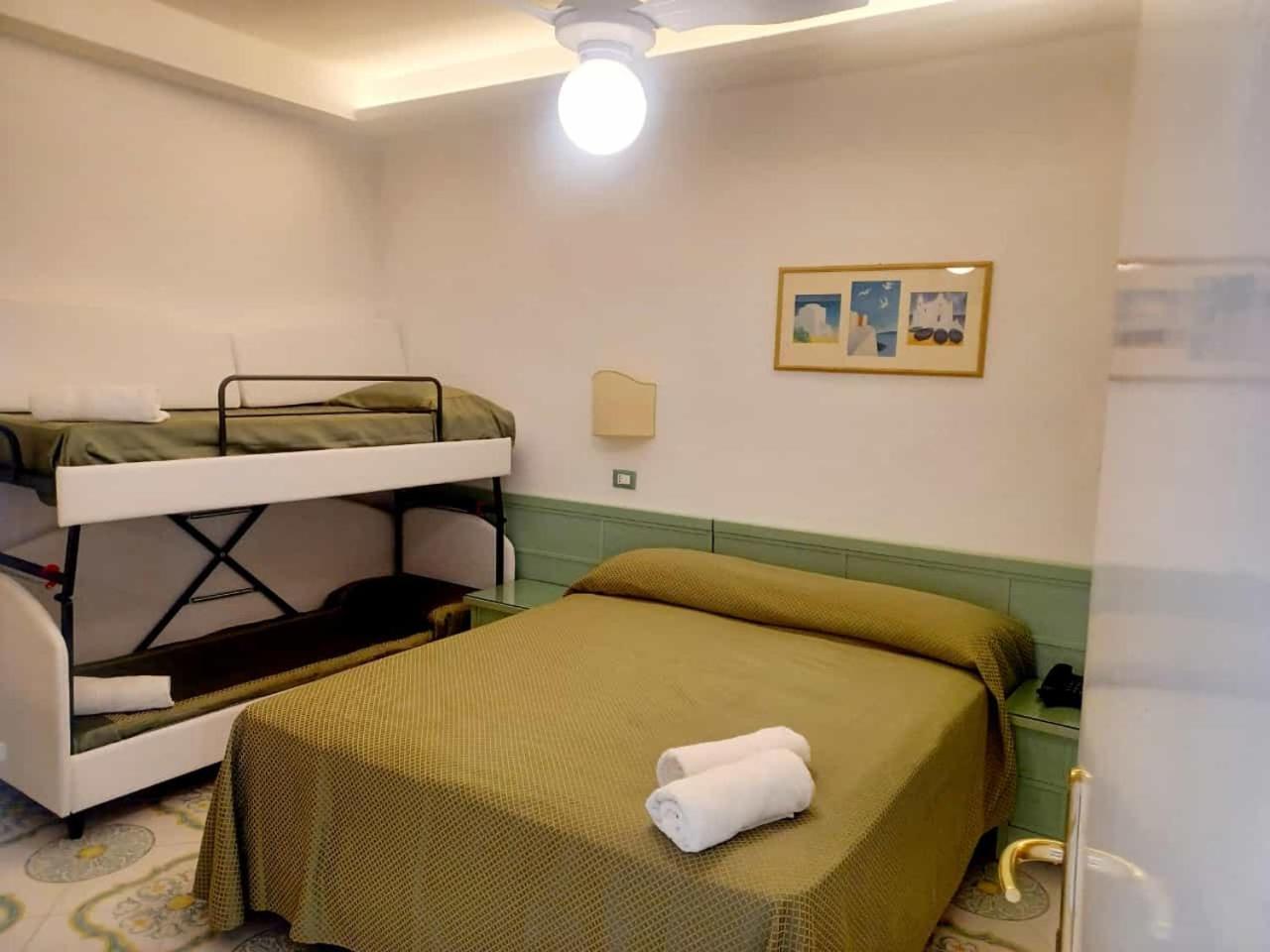 Hotel Parco Cartaromana Ischia Eksteriør bilde